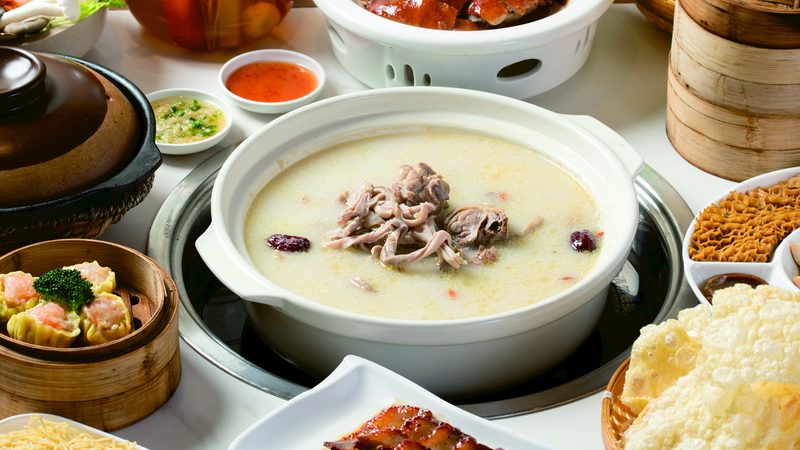 与传统膨化食品相比，非油炸膨化食品具有以下健康优势：